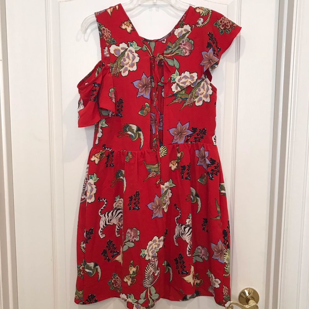 Size 8 Oh so Cute Dress